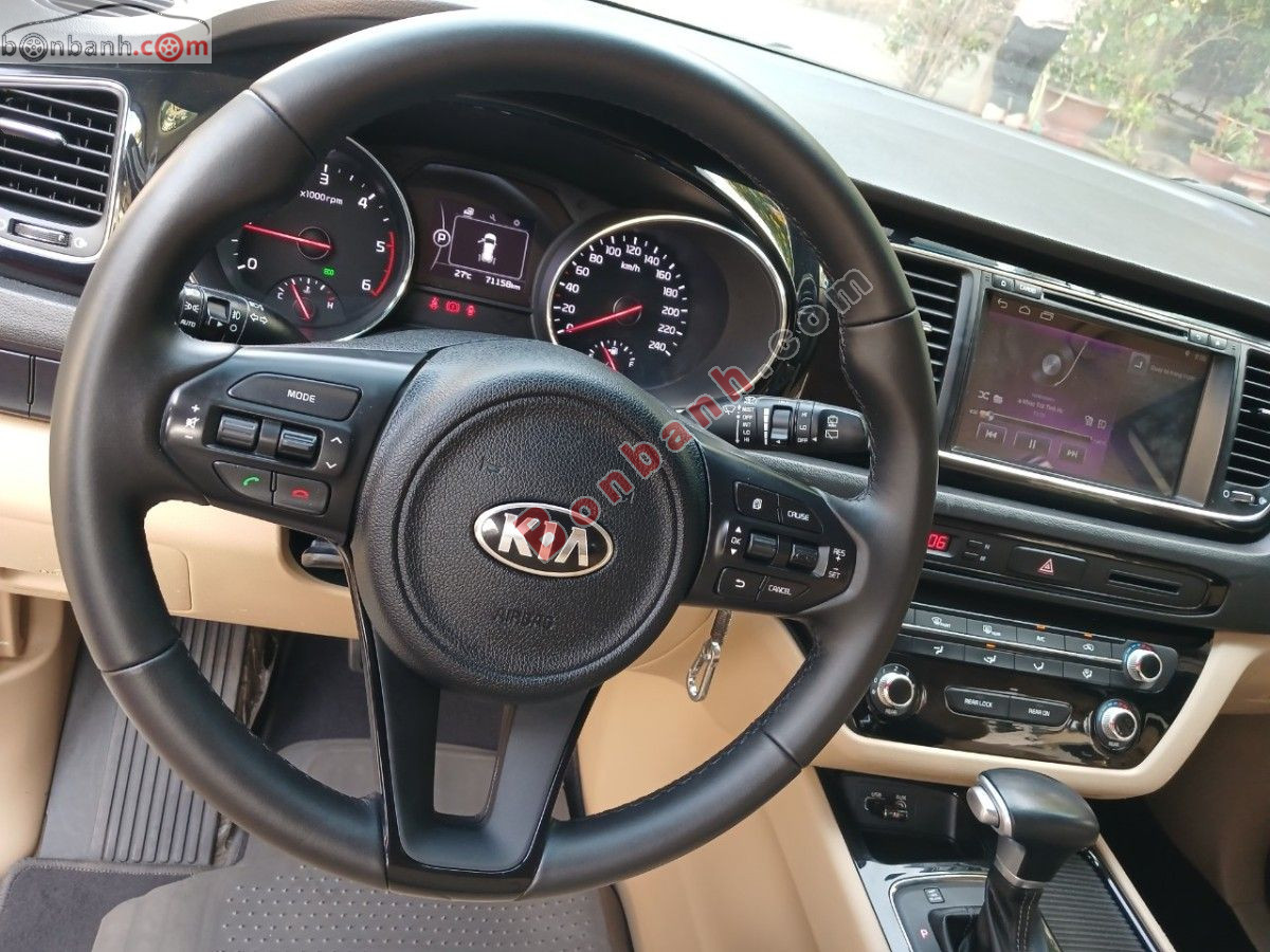 Bán ô tô Kia Sedona 2.2L DAT - 2018 - xe cũ