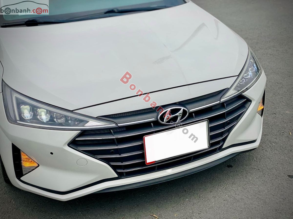Bán ô tô Hyundai Elantra 2.0 AT - 2019 - xe cũ